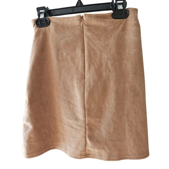 Altar'd State Womens XS Faux Suede Mini Skirt Brown Stretch Mock Wrap Style NWT - Picture 4 of 7